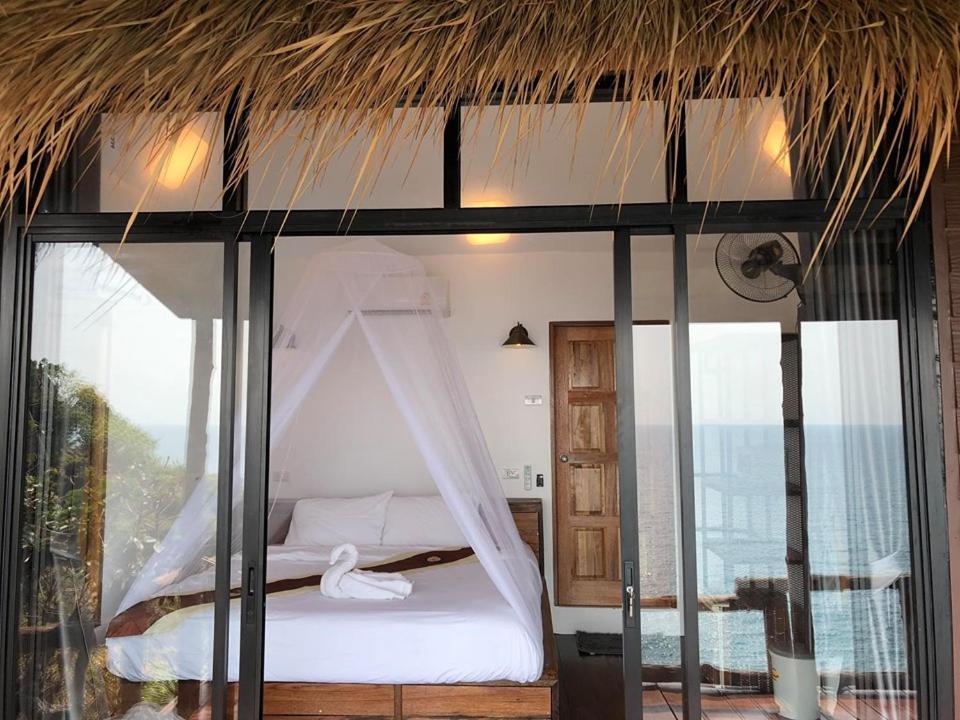 Moondance Magic View Bungalow Тау Экстерьер фото